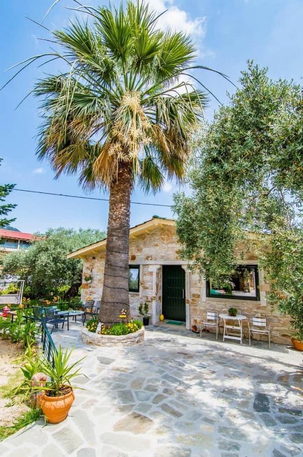 Villa Kastro Stone House Skala Potamia  Esterno foto