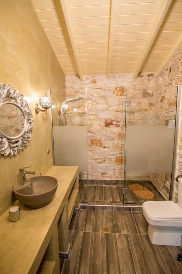 Villa Kastro Stone House Skala Potamia  Esterno foto