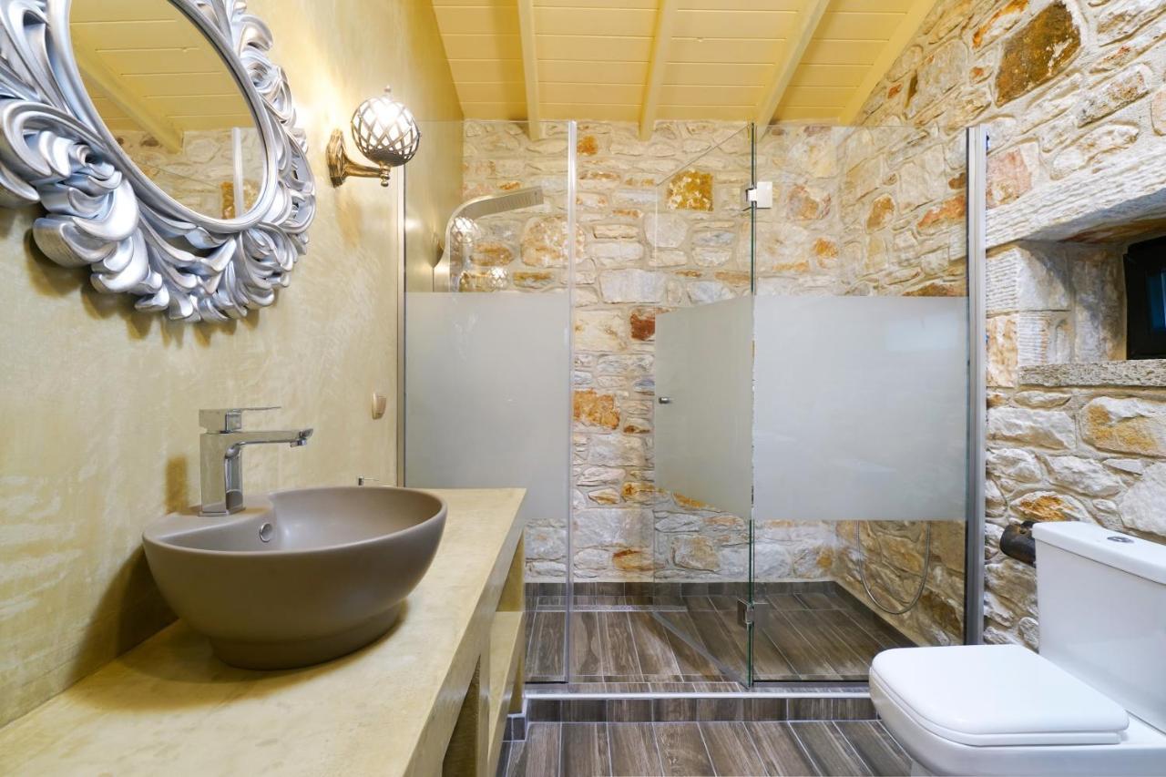 Villa Kastro Stone House Skala Potamia  Esterno foto